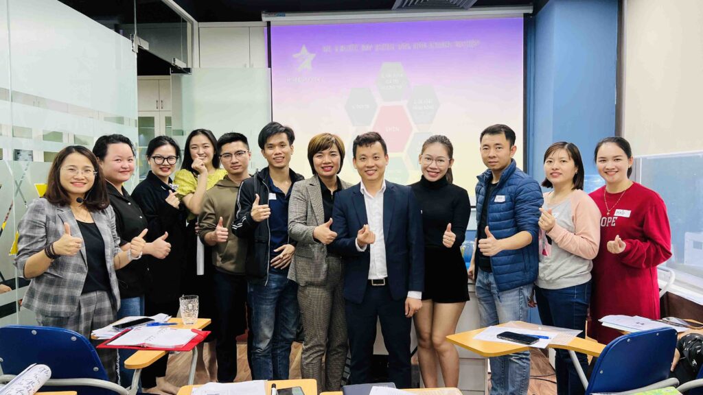 Khóa học quản trị doanh nghiệp online